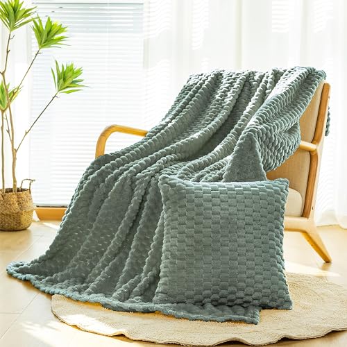 Bnuitland Flannel Throw Blanket