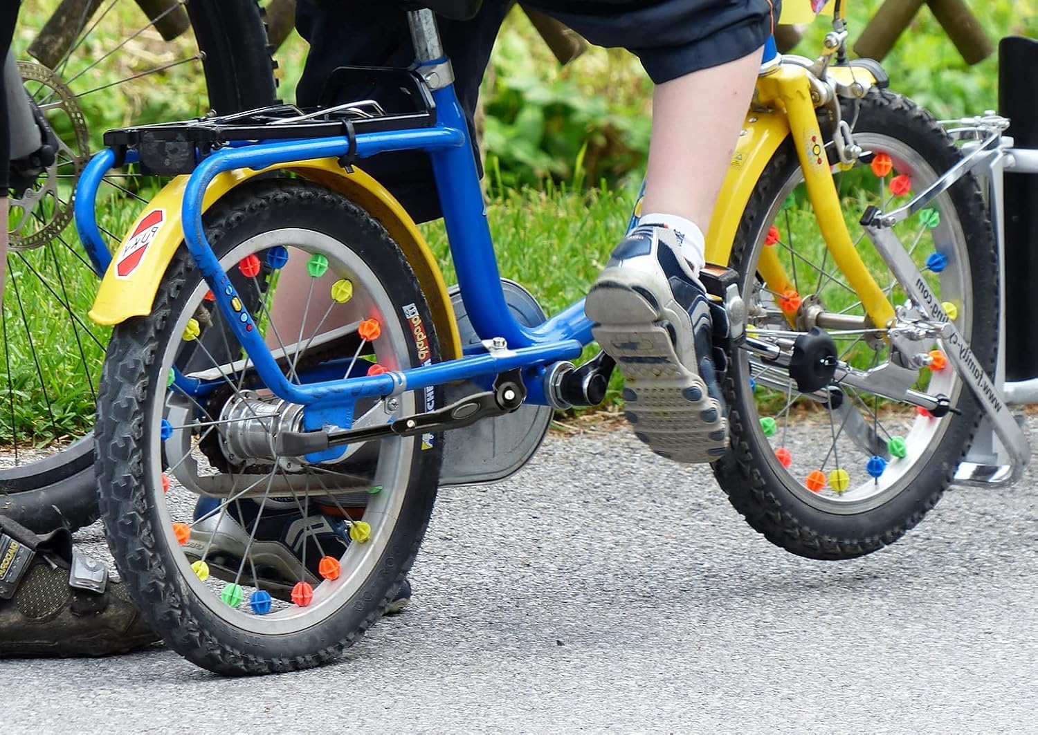 USONG Folding Kids Kickstand: Single-Side Stand for Children's Bicycles